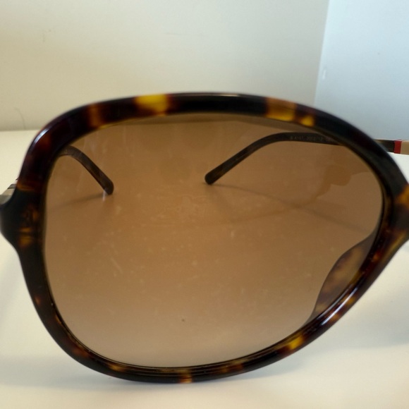 Burberry Tortoise Shell Sunglasses - Picture 8 of 10
